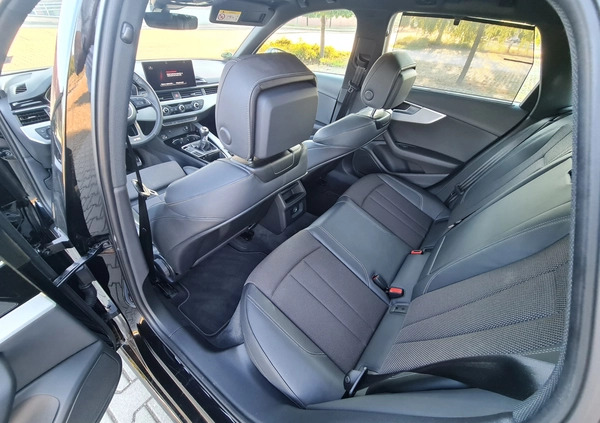 Audi A4 cena 97900 przebieg: 163000, rok produkcji 2020 z Sanok małe 497